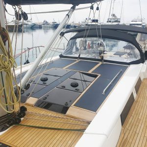Hanse 575 sailing yacht solar system walkable deck Solbian