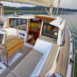 Sirius 40 DS photovoltaic solar panels sailing yacht Solbian