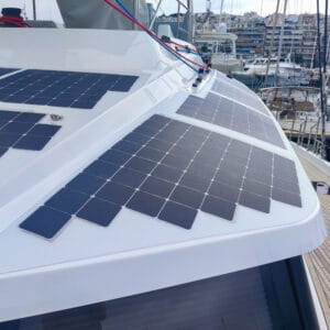 Solbian Solar Fountaine Pajot 67 Alegria KIMATA Solaranlage Photovoltaik autark Katamaran Segelyacht Yacht Charter Luxus Segelkatamaran